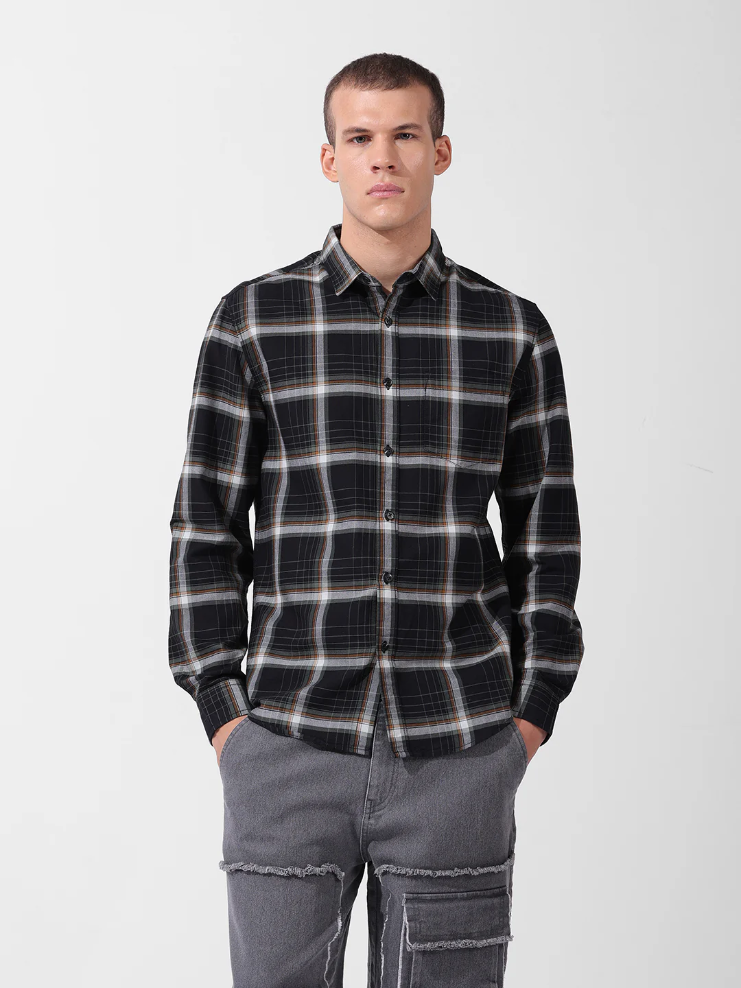 Men's Black Slim Fit Checked Casual Shirt - Image 7