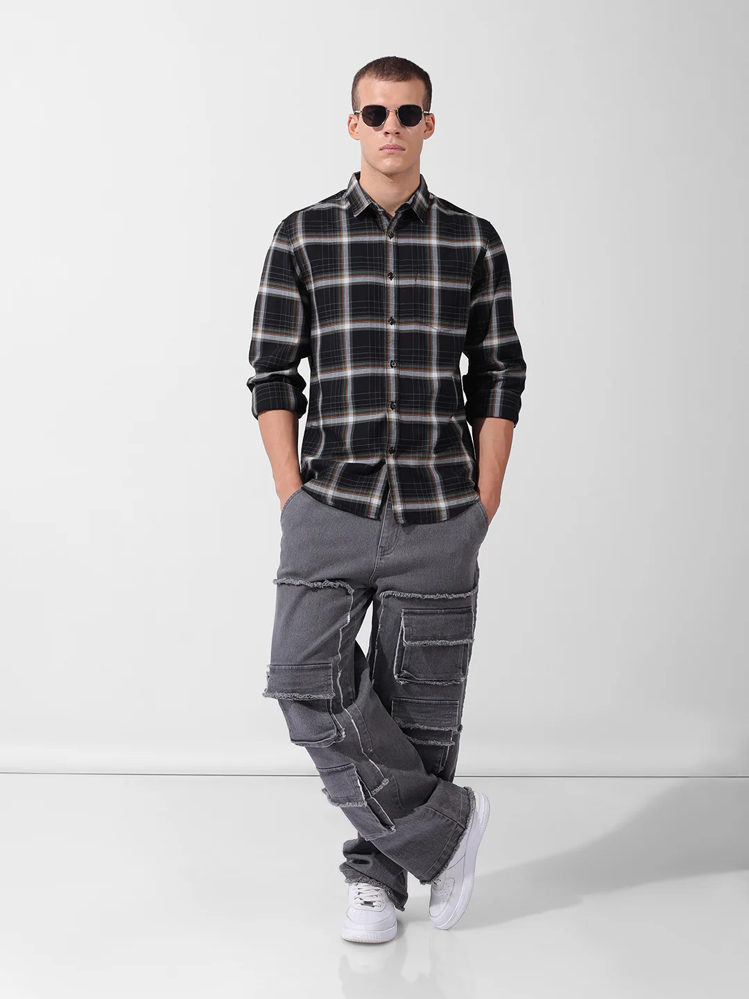 Men's Black Slim Fit Checked Casual Shirt - Image 8
