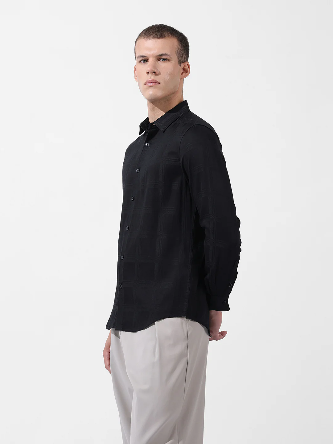 Men's Black Slim Fit Textured Party Wear Shirt - Image 2