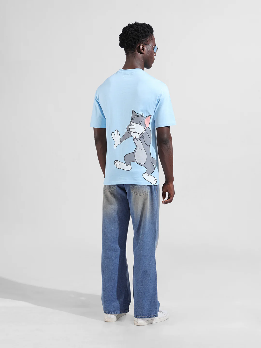Men's Blue Boxy Fit Printed Tom & Jerry Crew Neck T-Shirt - Image 2
