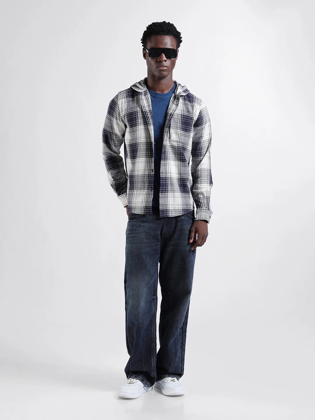 Men's Navy Blue Regular Fit Checkered Casual Shirt - Image 8