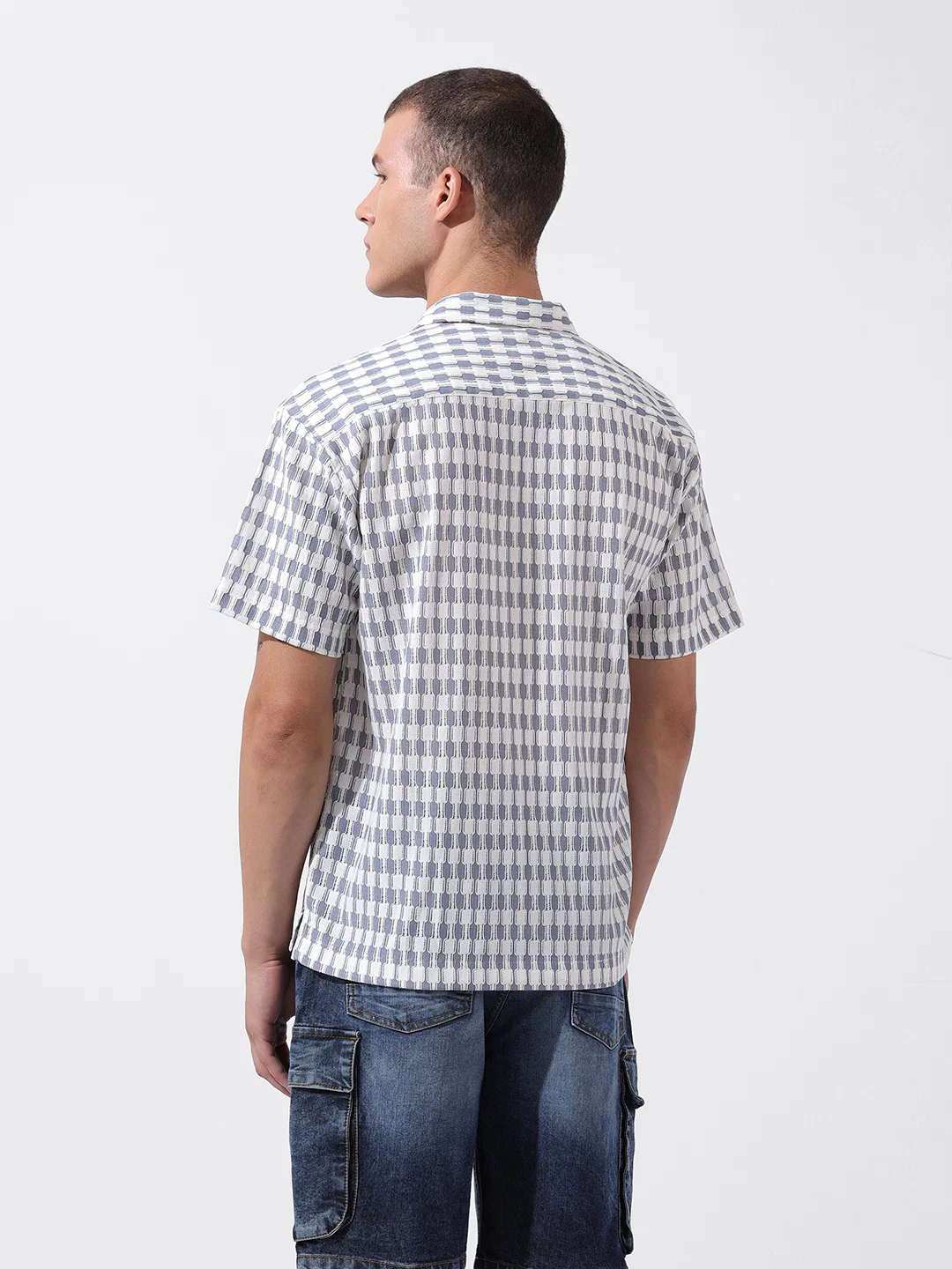Men's Blue Relaxed Fit Solid Resort Wear Shirt - Image 4