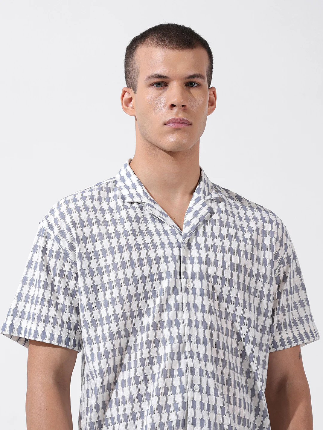Men's Blue Relaxed Fit Solid Resort Wear Shirt - Image 5