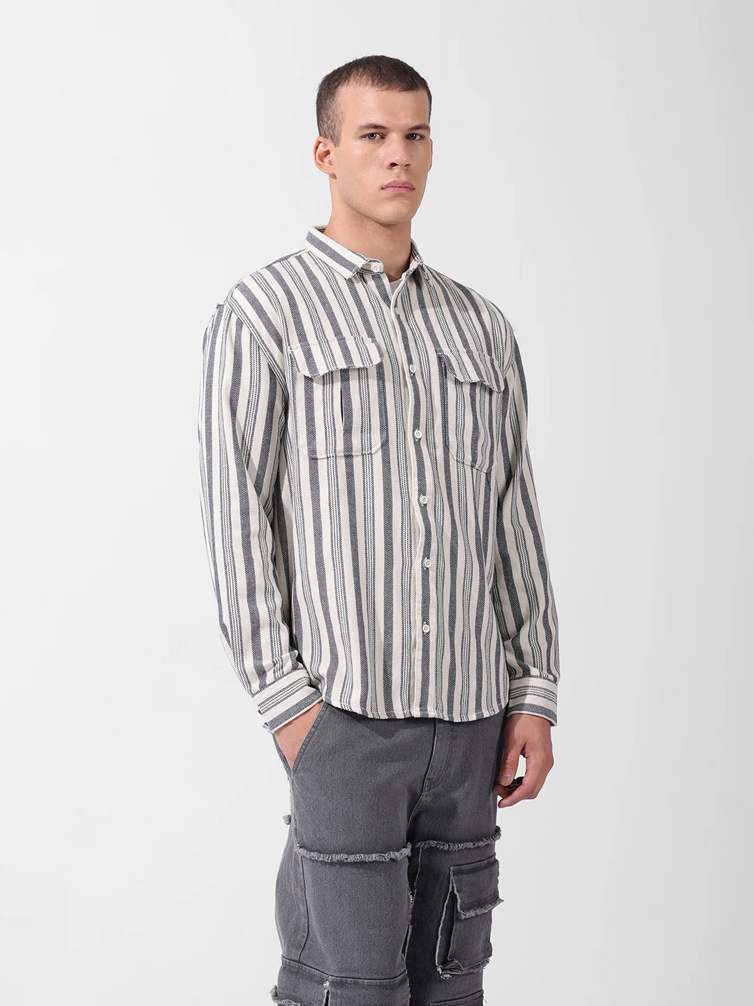 Men's Grey Relaxed Fit Striped Casual Shirt - Image 3