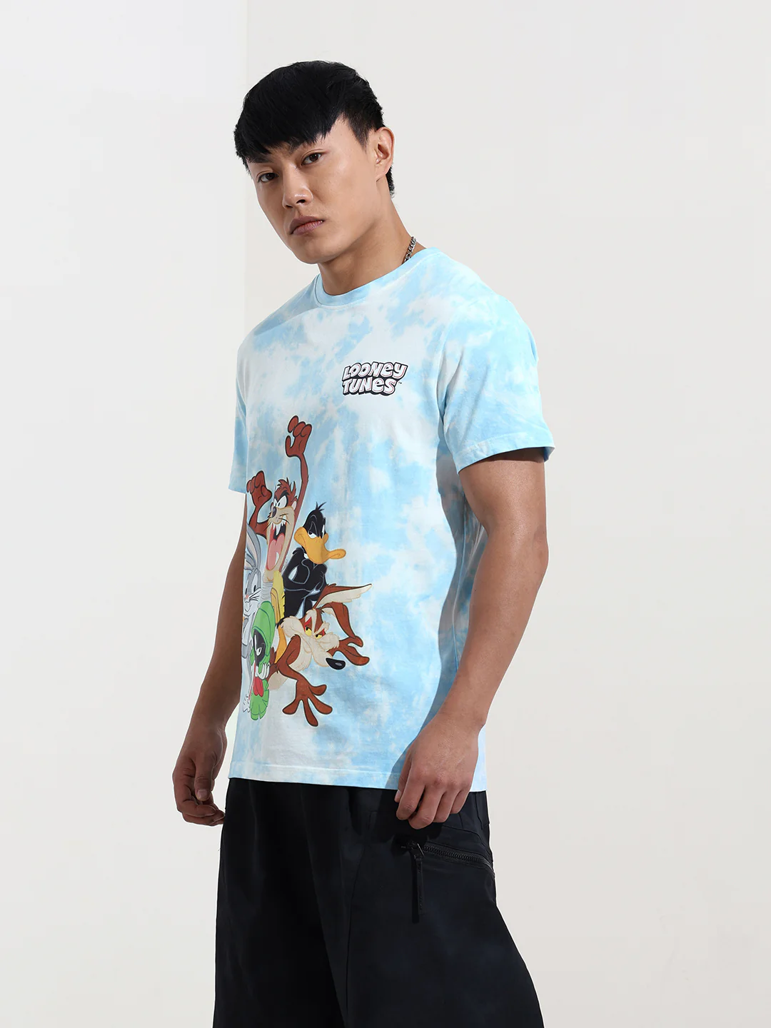 Men's Blue Slim Fit Character Looney Tunes  Printed Crew Neck T-Shirt - Image 4