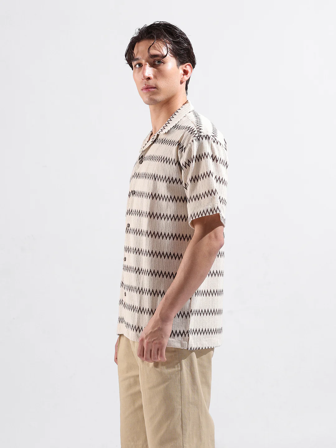 Men's Brown Relaxed Fit Textured Textured Shirt - Image 4
