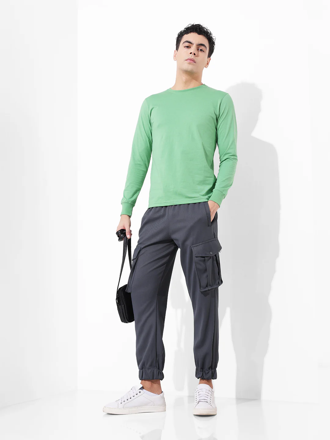 Men's Graphite Relaxed Fit Textured Casual Jogger - Image 2