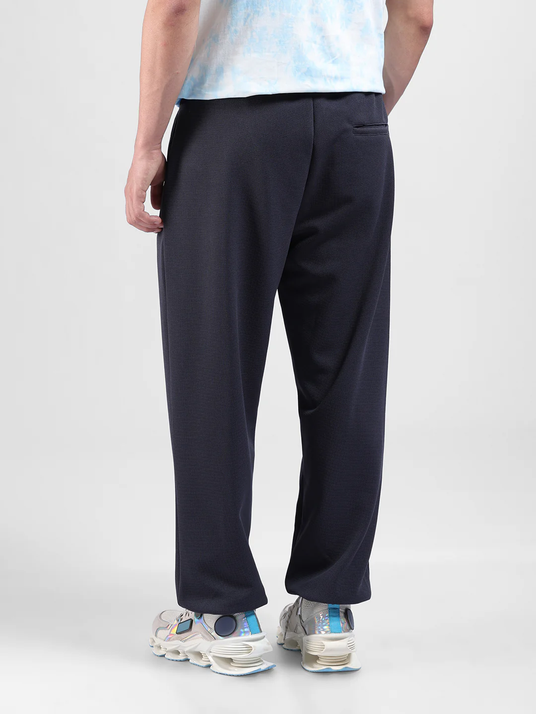 Men's Dark Grey Loose Fit Textured Athletic  Jogger - Image 5