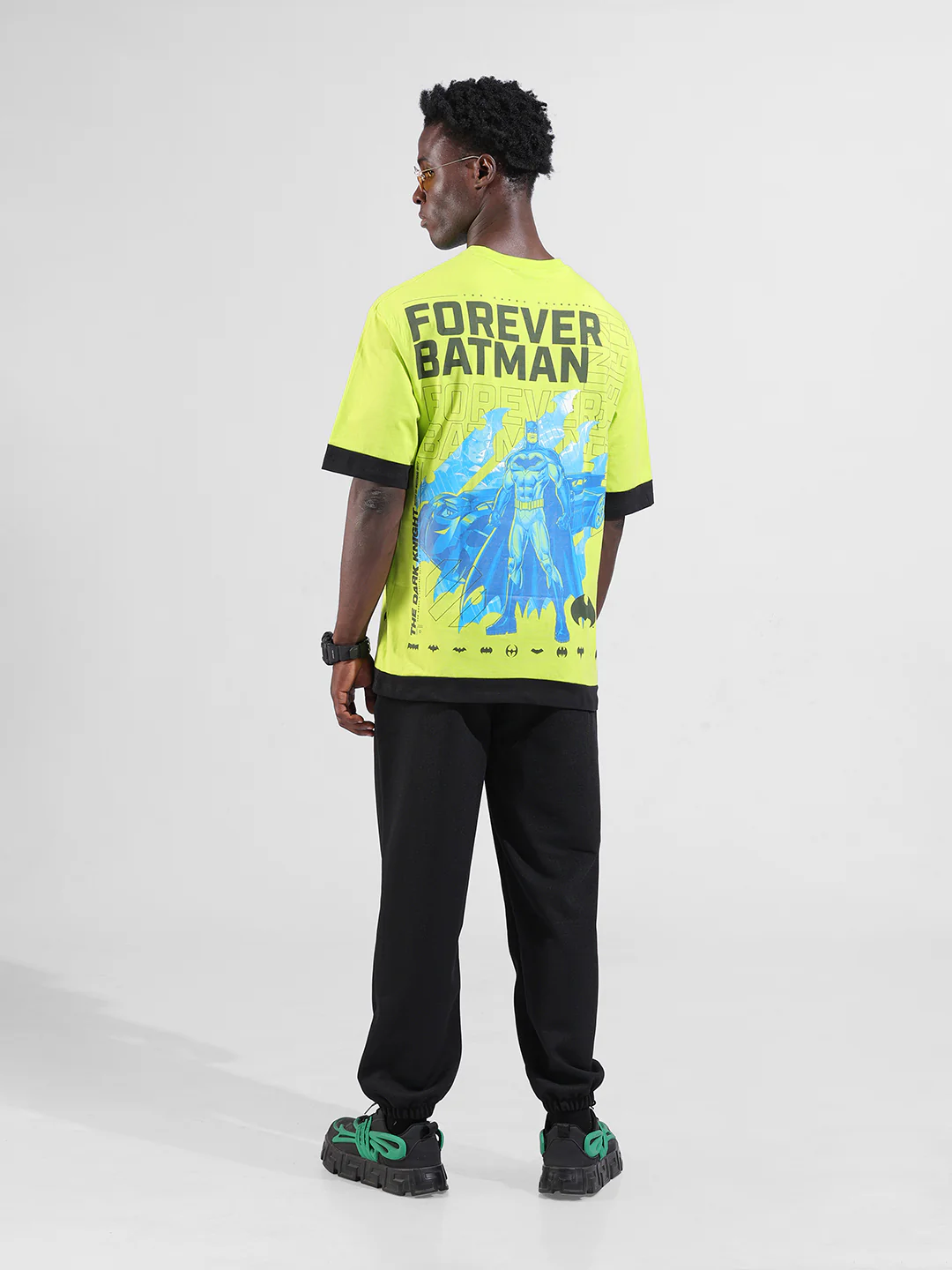 Men's Green Oversized Fit Character Batman Printed Crew Neck T-Shirt - Image 9