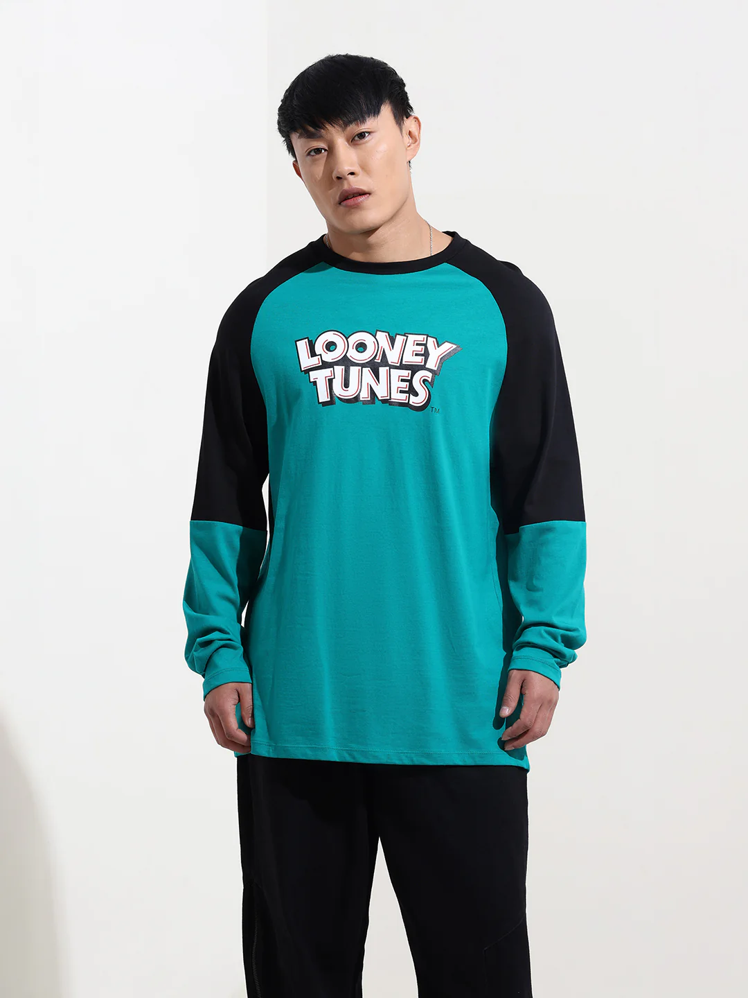 Men's Green Oversized Fit Character Tom & Jerry Printed Crew Neck T-Shirt - Image 6