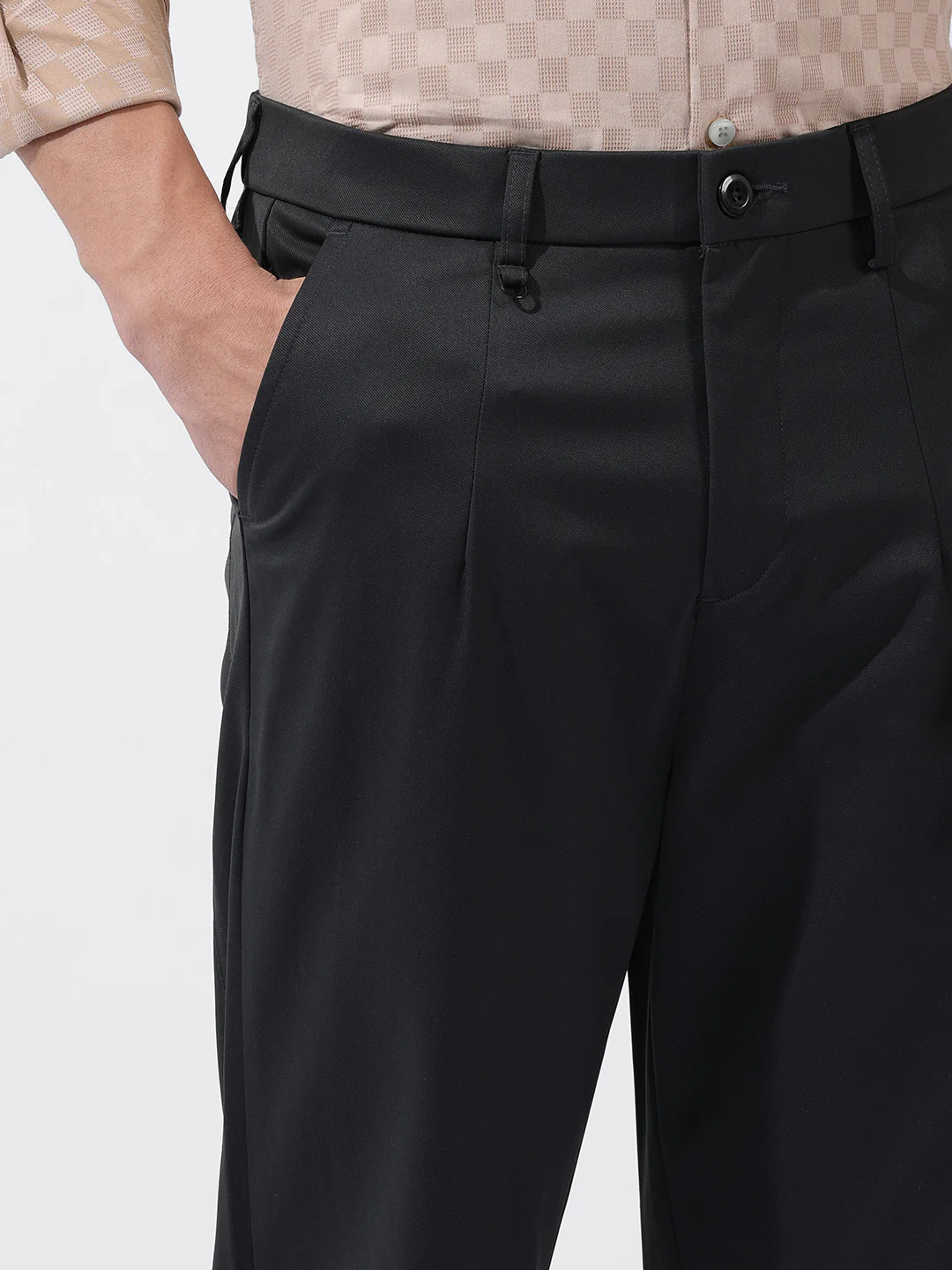 Men's Dark Grey Relaxed Fit Solid Casual Trouser - Image 4