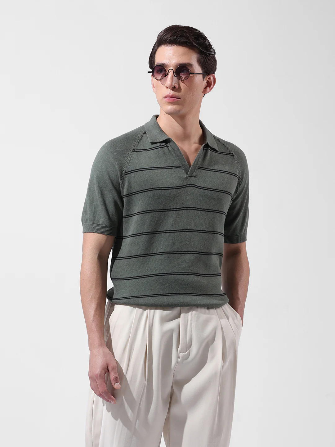 Men's Green Slim Fit Textured Flat Knit Polo Neck T-Shirt - Image 2