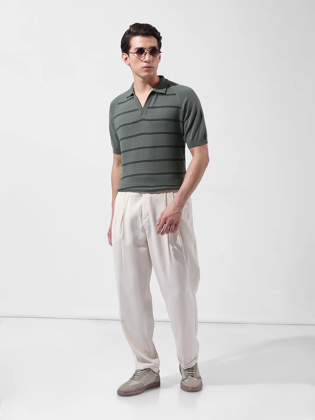 Men's Green Slim Fit Textured Flat Knit Polo Neck T-Shirt - Image 9