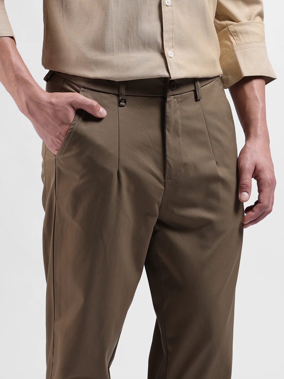 Men's Dark Khaki Relaxed Fit Solid Casual Trouser - Image 2