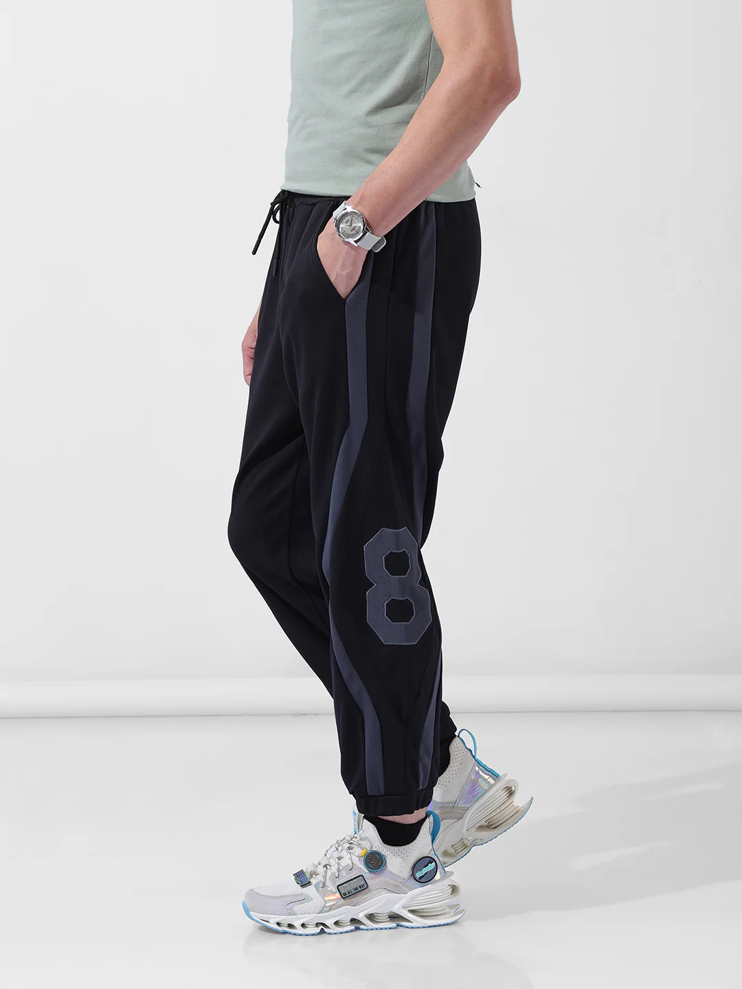 Men's Black Loose Fit Embroided Street Wear Jogger - Image 2