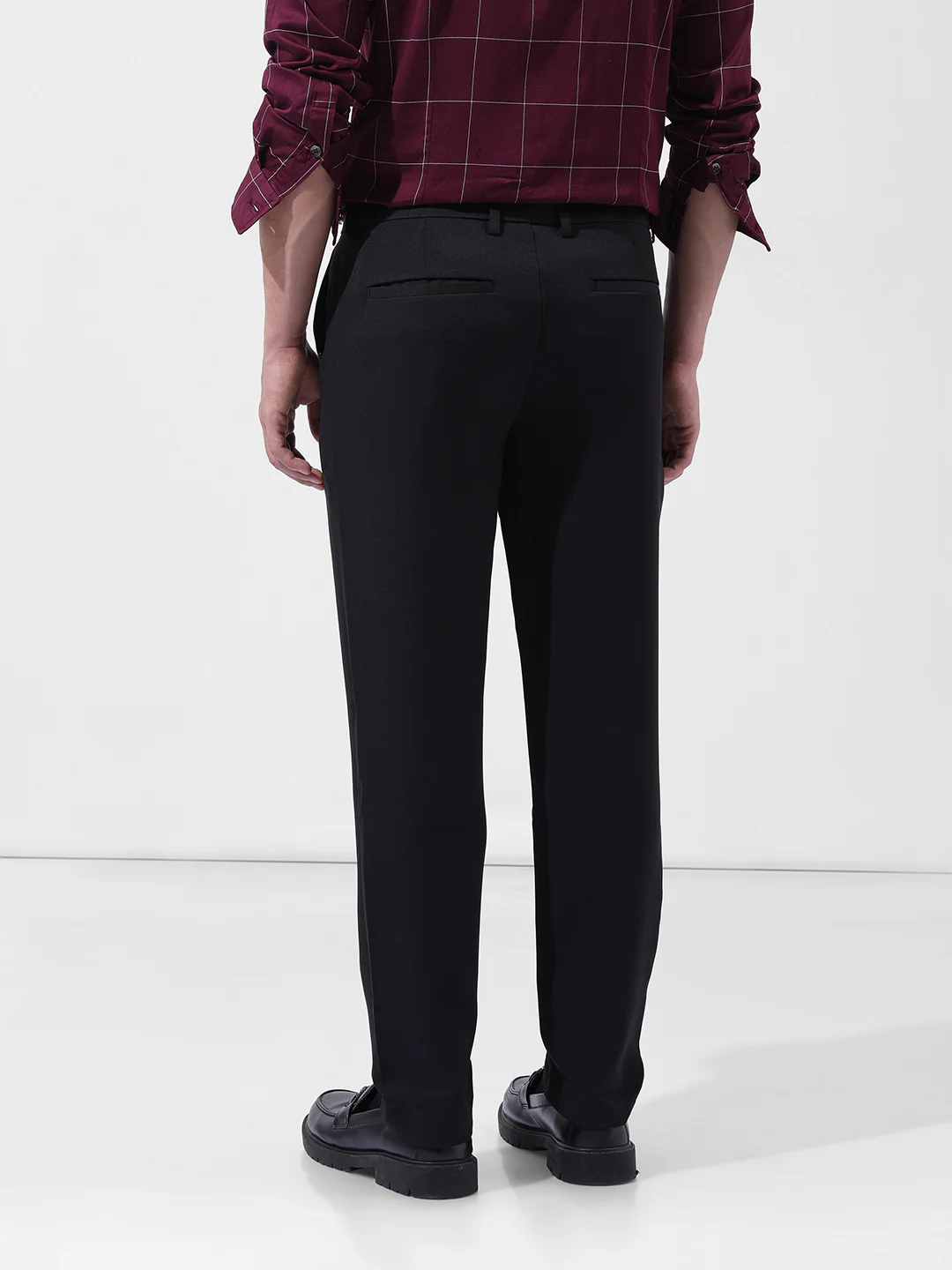 Men's Black Regular Fit Solid Formal Trouser - Image 4