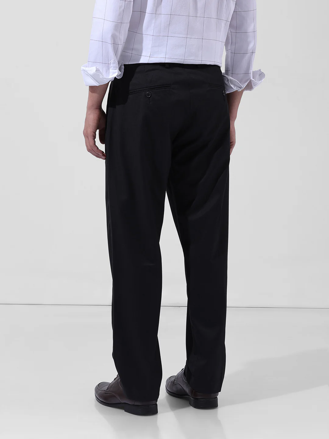 Men's Black Regular Fit Solid Formal Trouser - Image 4