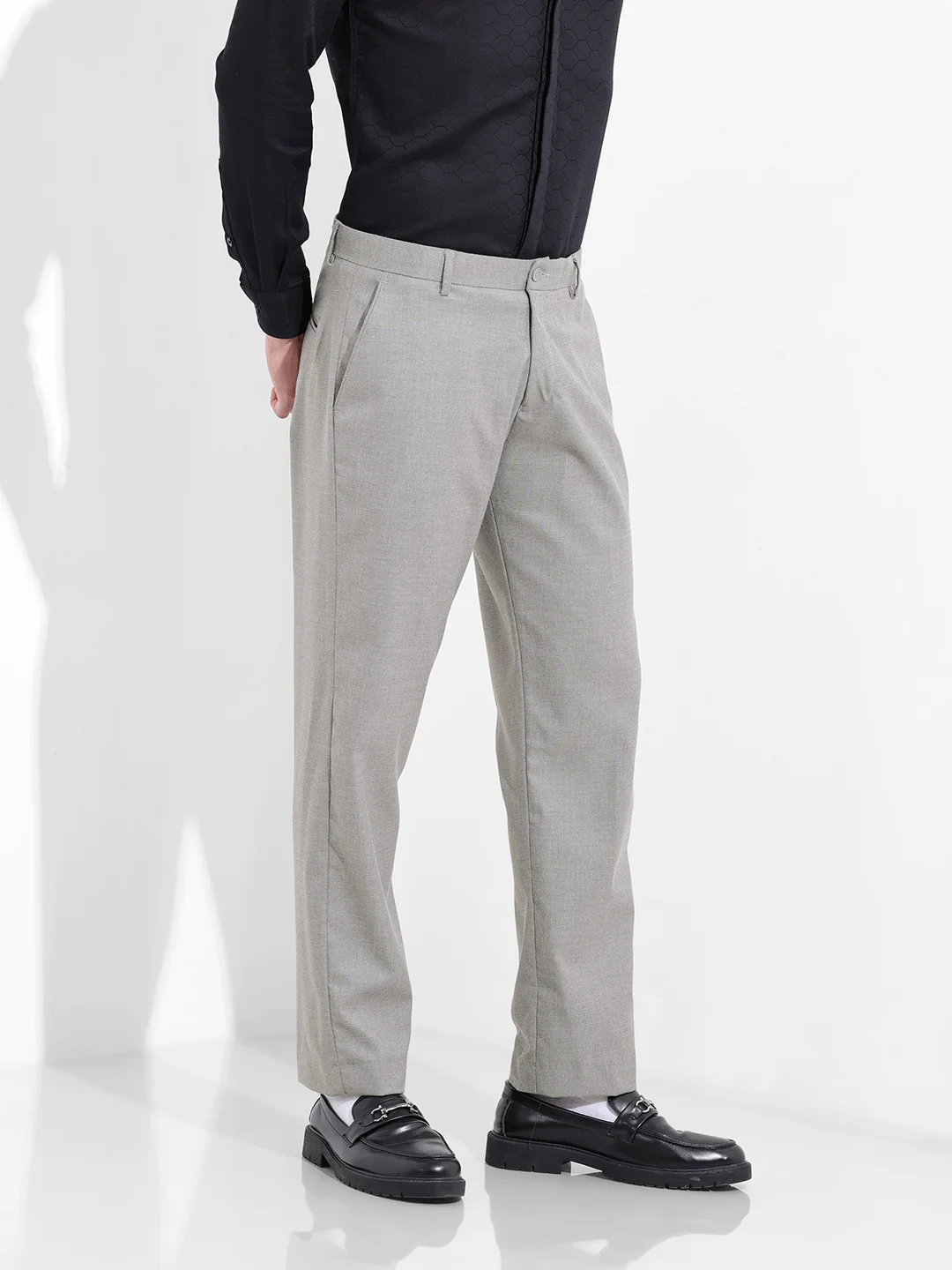 Men's Grey Regular Fit Solid Formal Trouser - Image 3