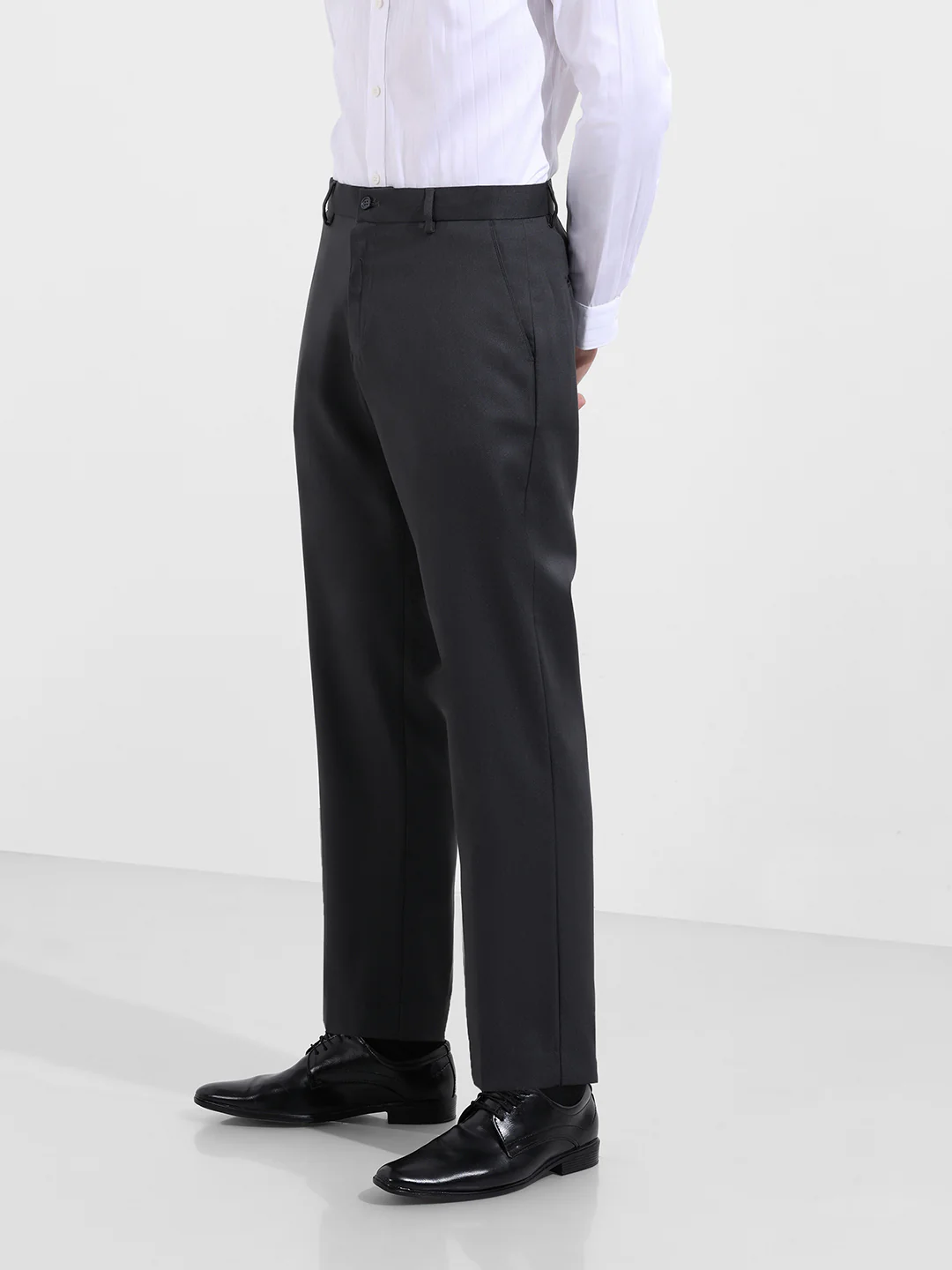 Men's Charcoal Grey Regular Fit Solid Formal Trouser - Image 3
