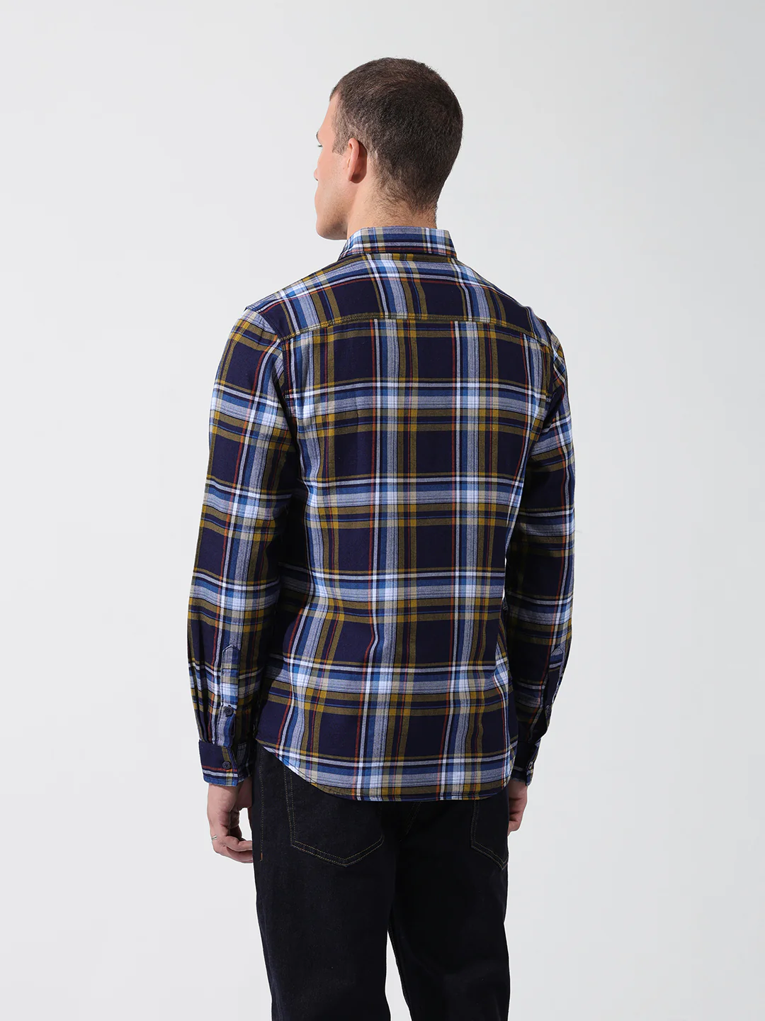 Men's Navy Blue Slim Fit Checked Casual Shirt - Image 4