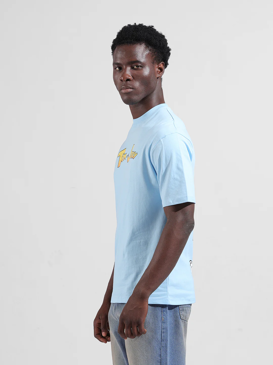 Men's Blue Boxy Fit Printed Tom & Jerry Crew Neck T-Shirt - Image 6
