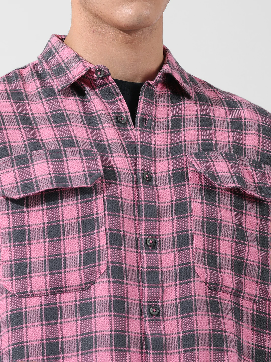 Men's Pink Relaxed Fit Checkered Casual Shirt - Image 6