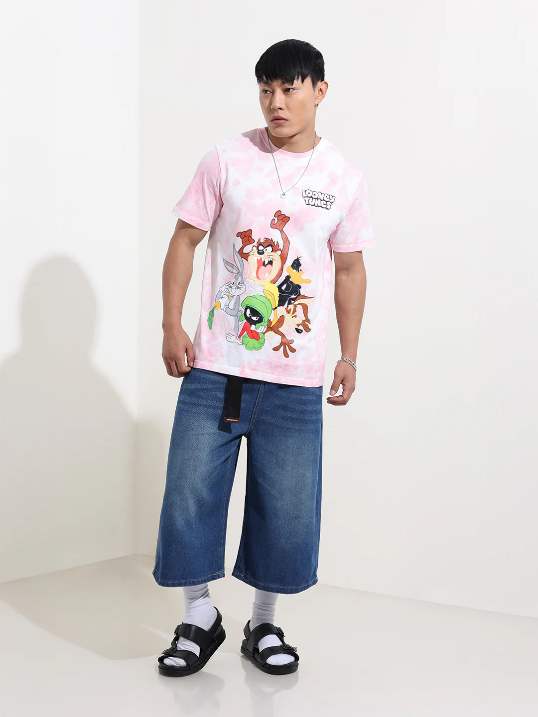 Men's Pink Slim Fit Printed Looney Tunes  Crew Neck T-Shirt - Image 2