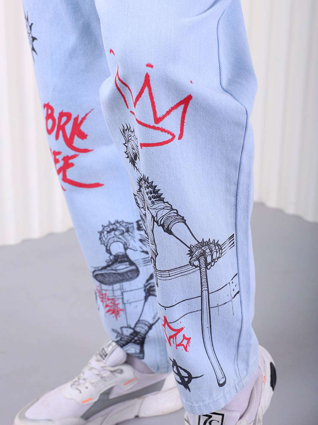 Men's Ice  Blue Loose Fit Printed Casual Jeans - Image 7