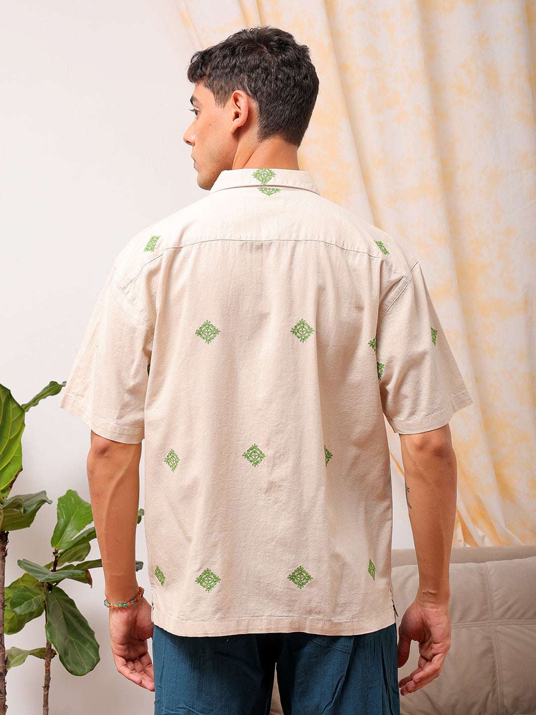 Men's Cream Relaxed Fit Solid Resort Wear Shirt - Image 4