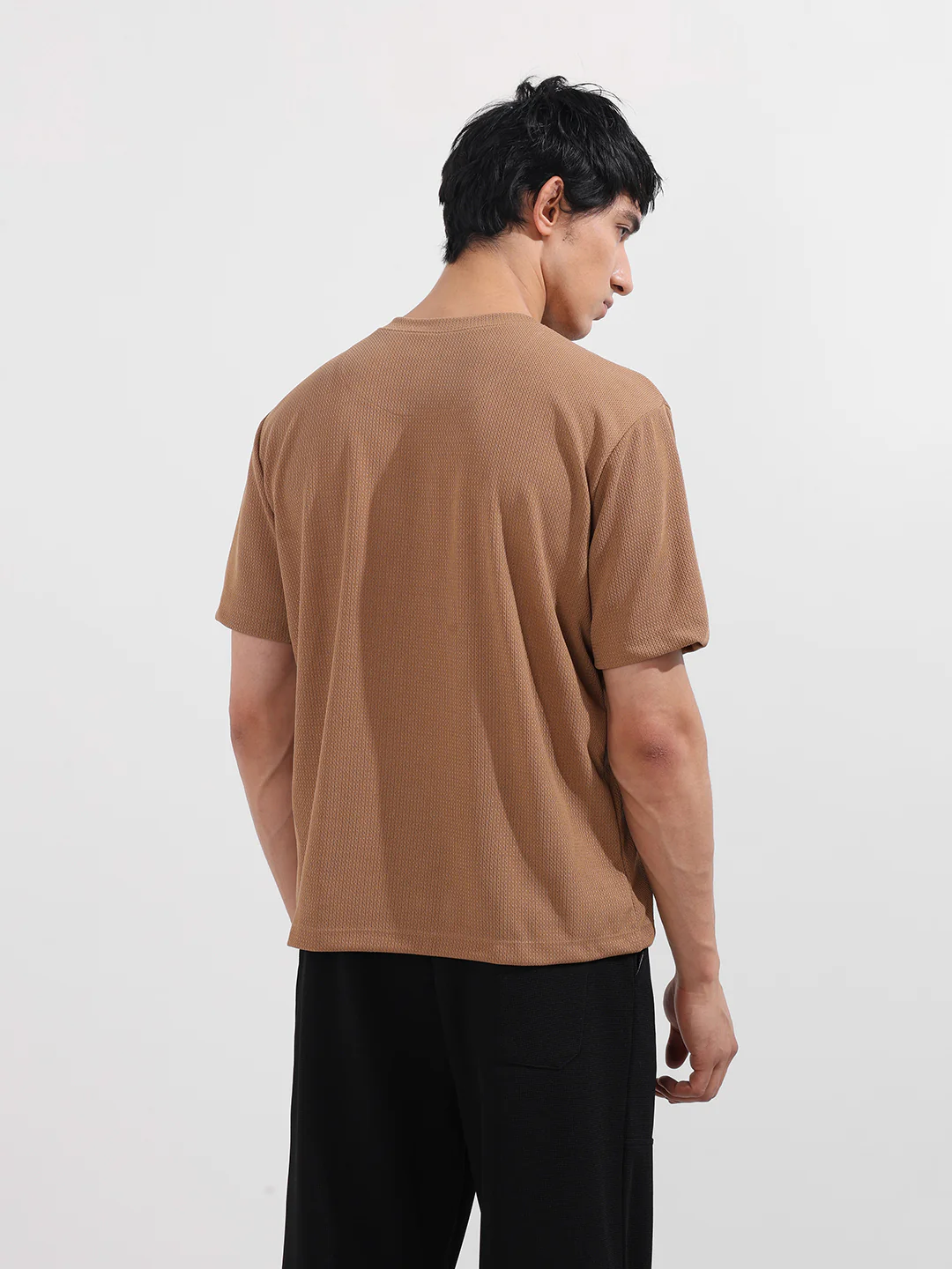 Men's Beige Boxy Fit Textured Casual T-Shirt - Image 5