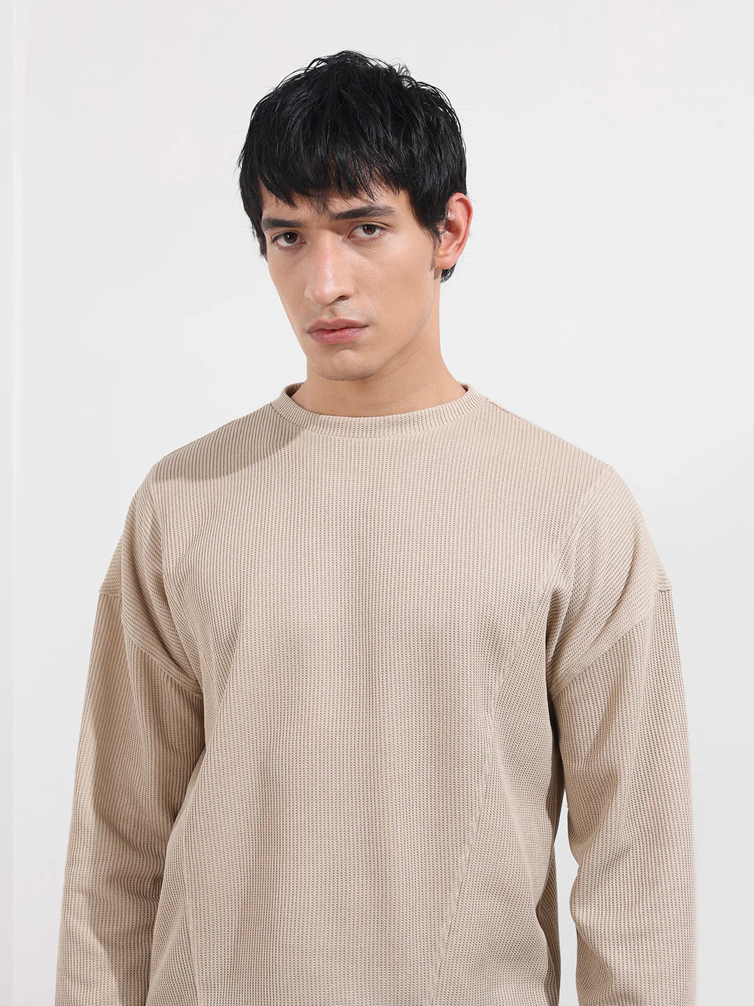 Men's Beige Boxy Fit Textured Casual T-Shirt - Image 4