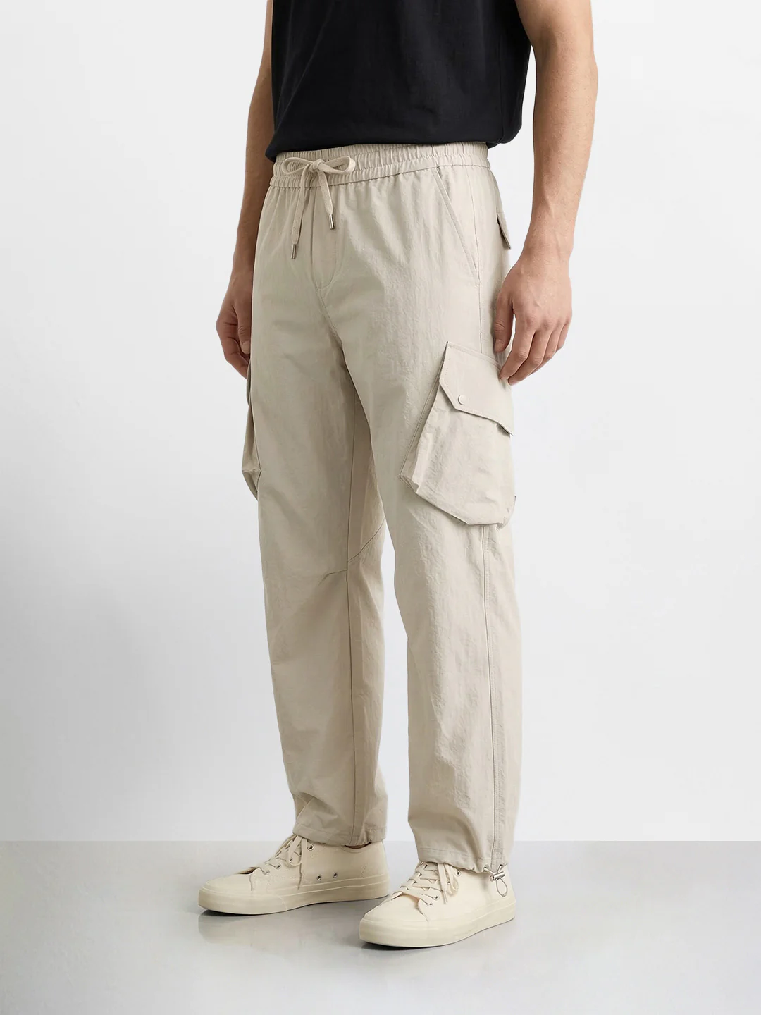 Men's Beige Loose Fit Solid Utility Cargo - Image 2