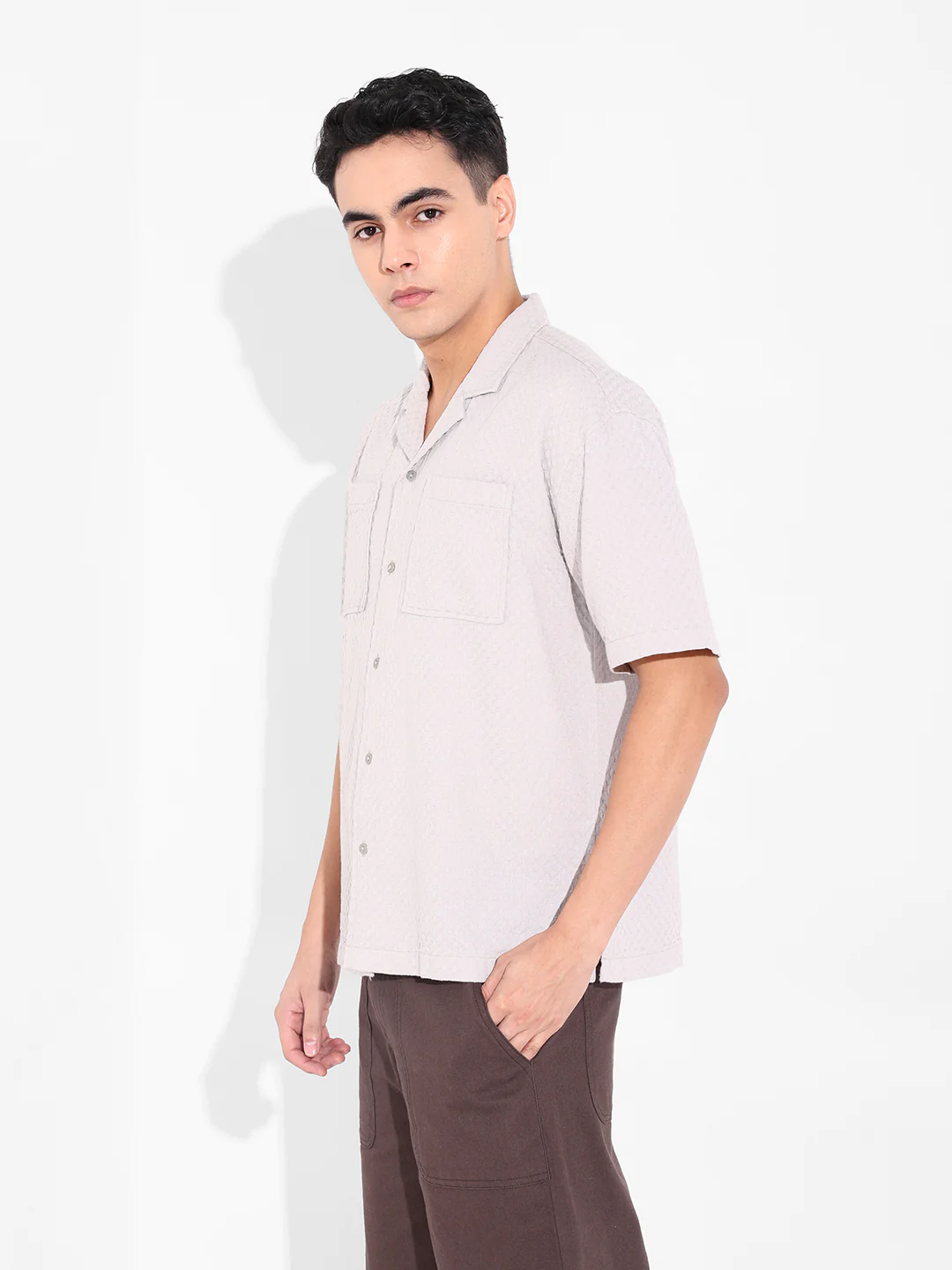 Men's Beige Relaxed Fit Geometric Print Resort Wear Shirt - Image 2