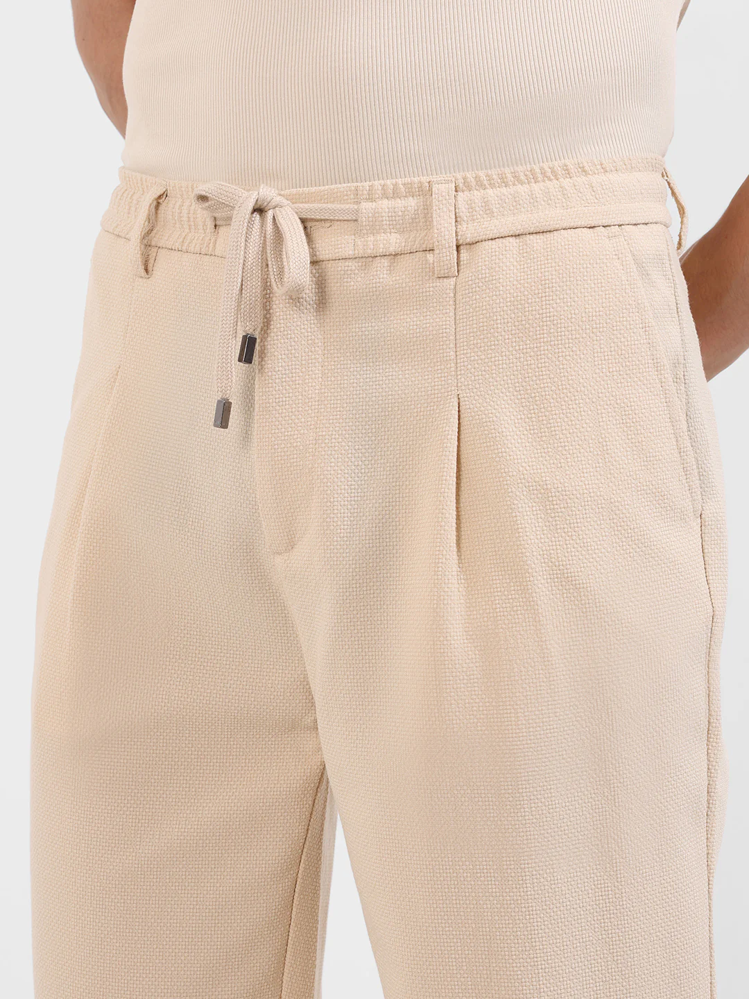 Men's Beige Relaxed Fit Textured Casual Trousers - Image 4
