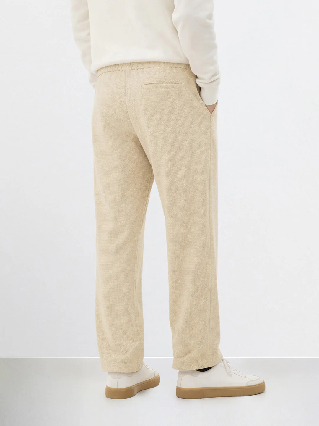 Men's Beige Relaxed Fit Textured Utility Trousers - Image 2