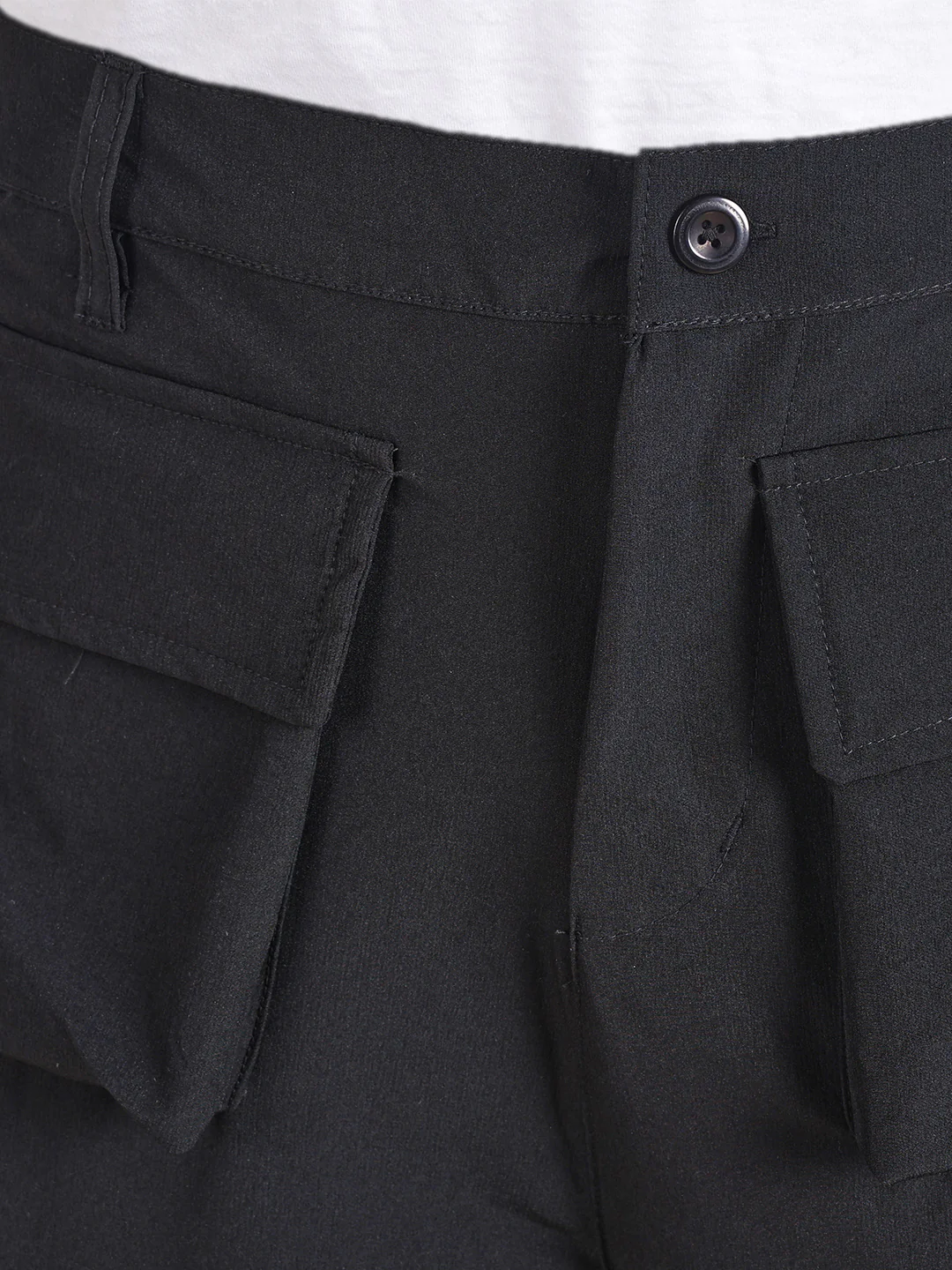 Men's Black Loose Fit Solid Utility Cargo - Image 8