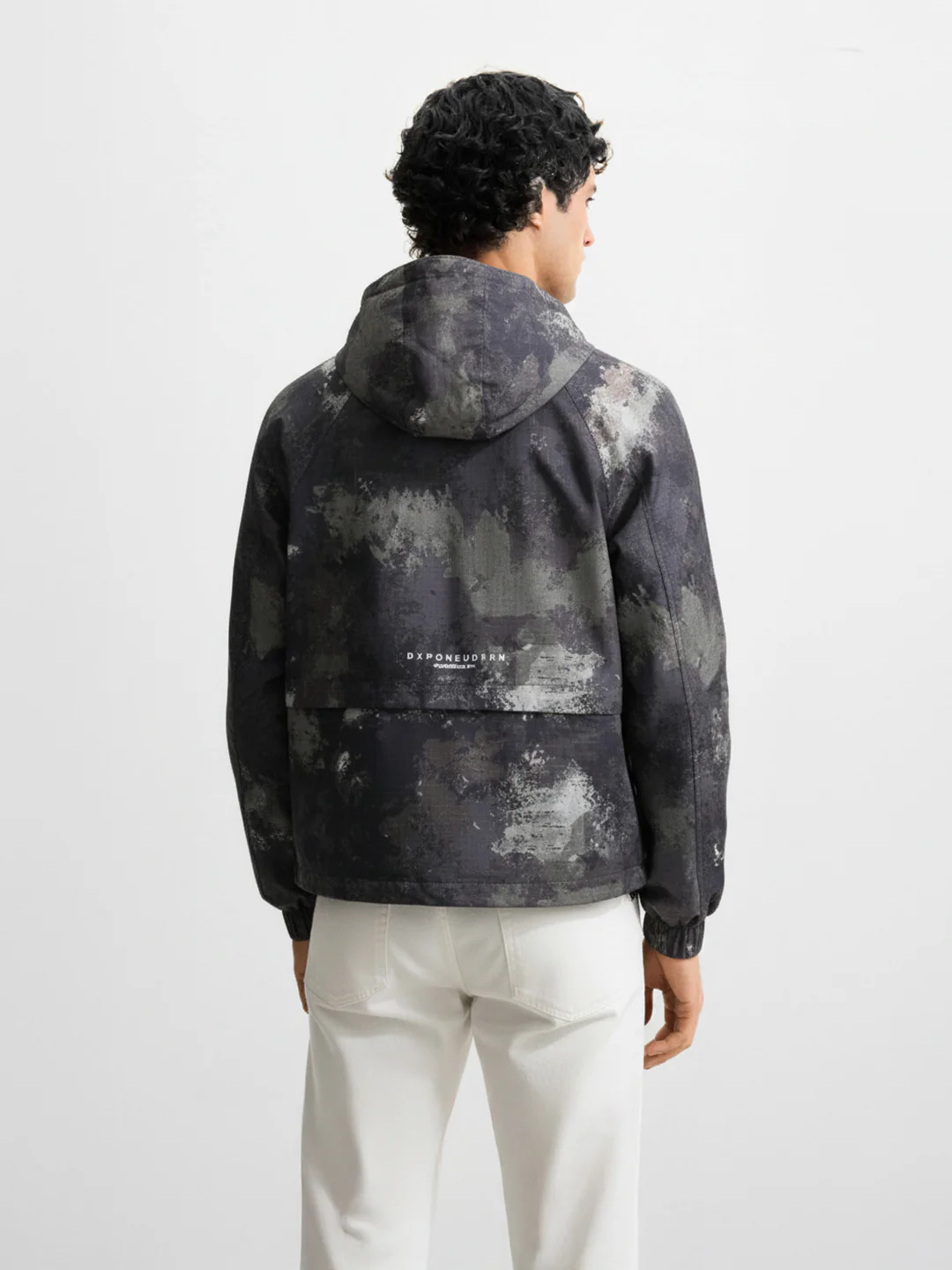 Men's Black Regular Fit Printed Casual Winter Jacket - Image 2