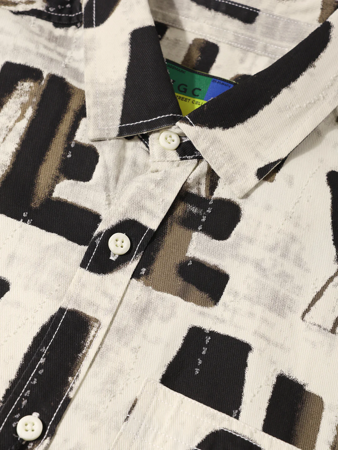 Men's Black Regular Fit Printed Casual Shirt - Image 3