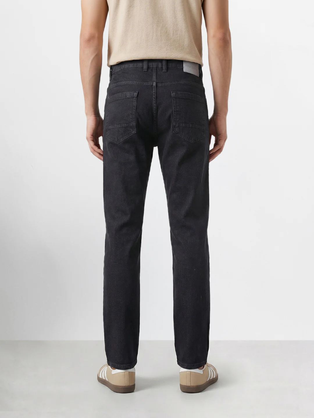 Men's Black Regular Fit Solid Casual Jeans - Image 4