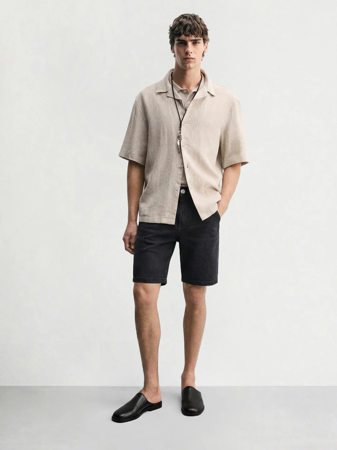 Men's Black Regular Fit Solid Casual Shorts - Image 3