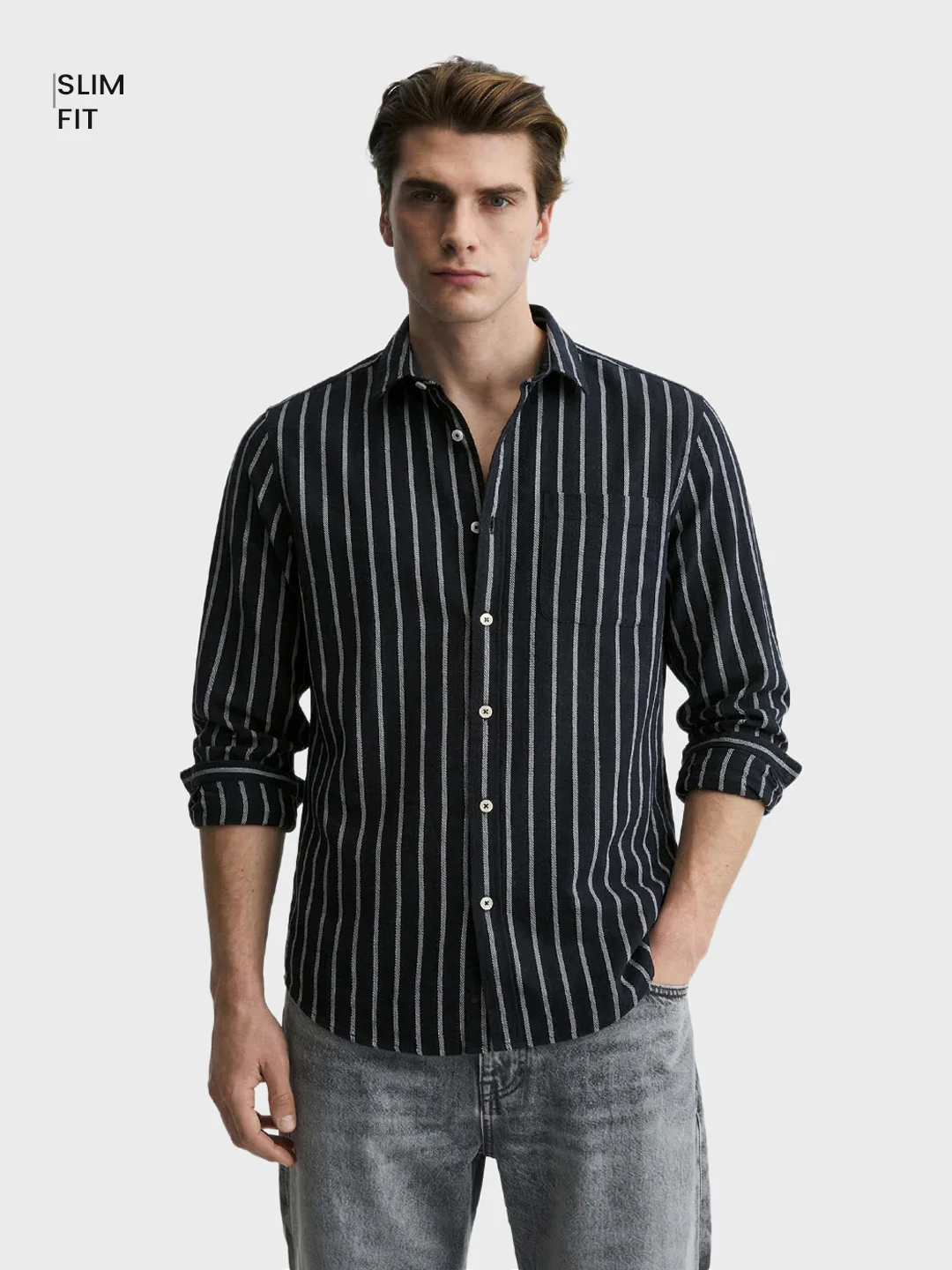 Men's Black Regular Fit Striped Casual Shirts - Image 2