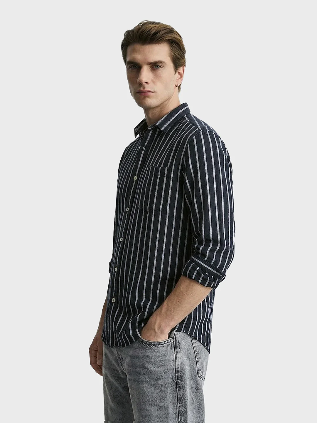 Men's Black Regular Fit Striped Casual Shirts - Image 4