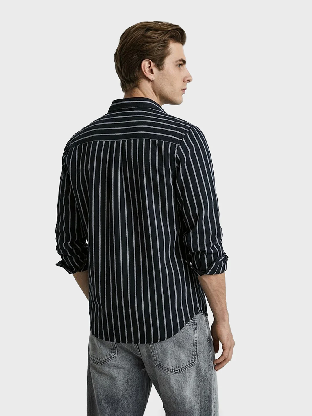 Men's Black Regular Fit Striped Casual Shirts - Image 5