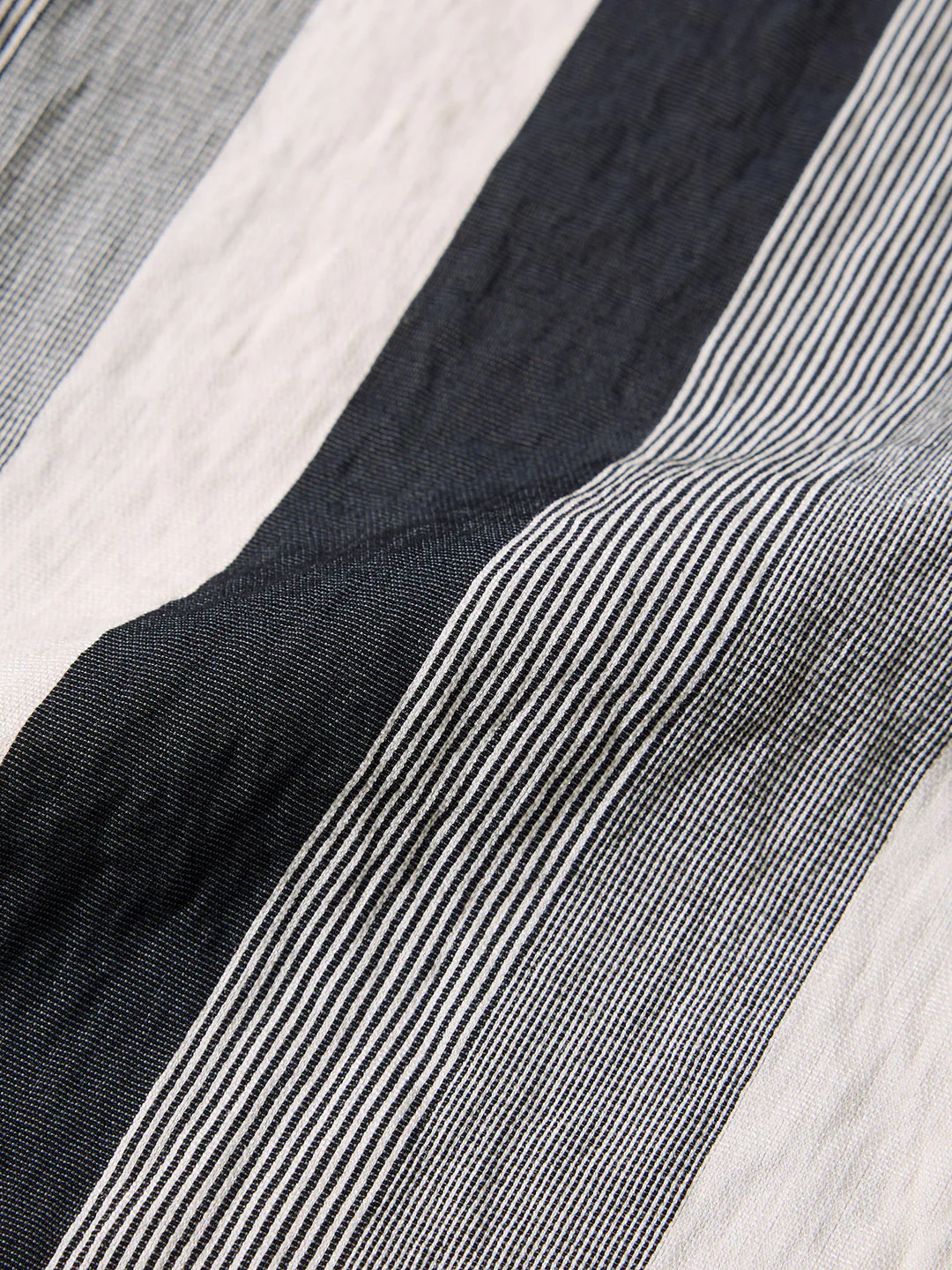 Men's Black Regular Fit Vertical Stripes Casual Shirt - Image 8