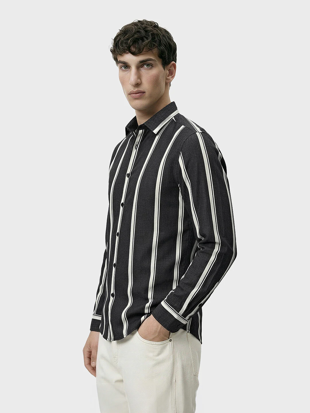 Men's Black Regular Fit Vertical Stripes Casual Shirt - Image 3