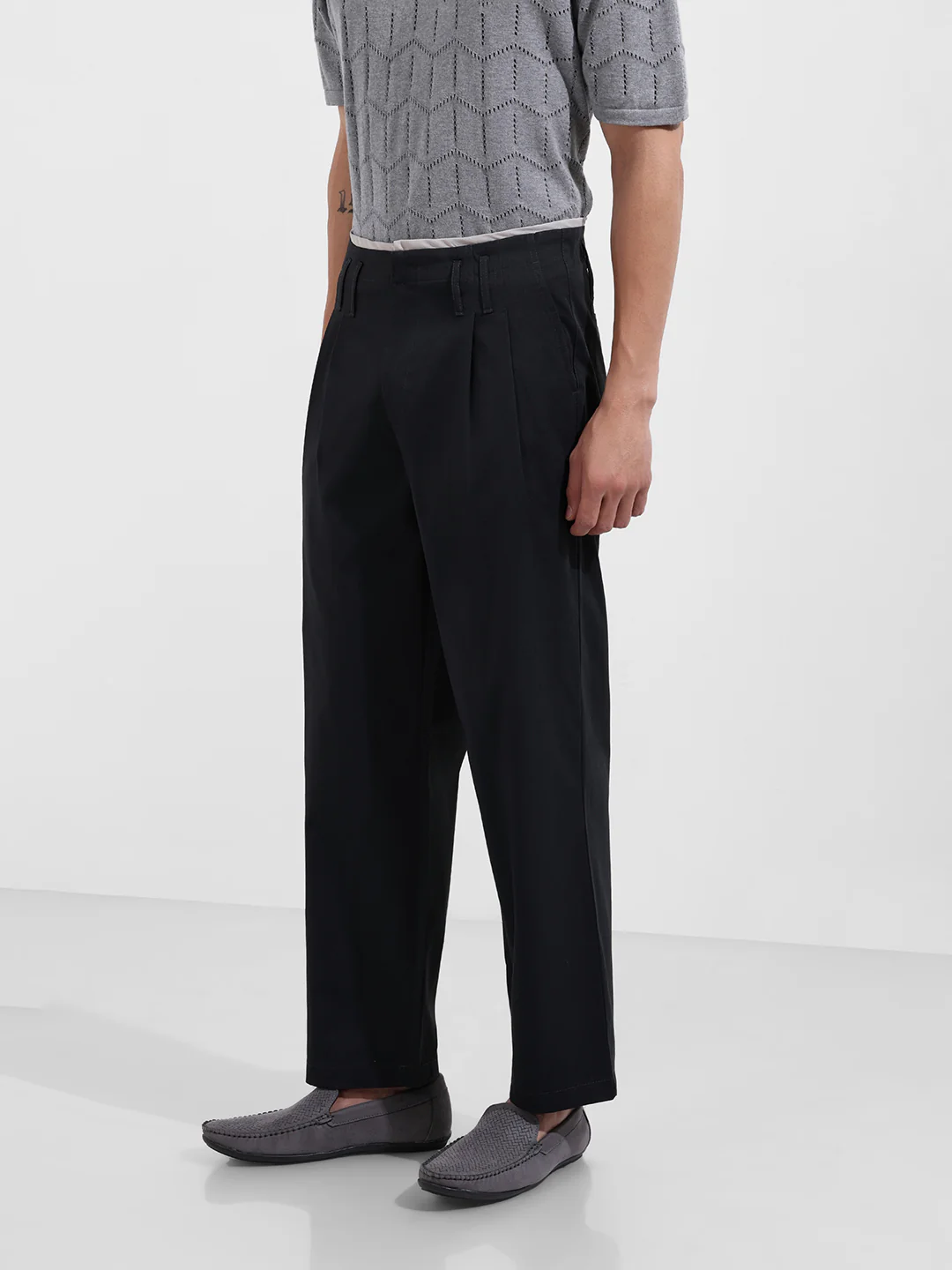 Men's Black Relaxed Fit Casual Solid Trousers - Image 3