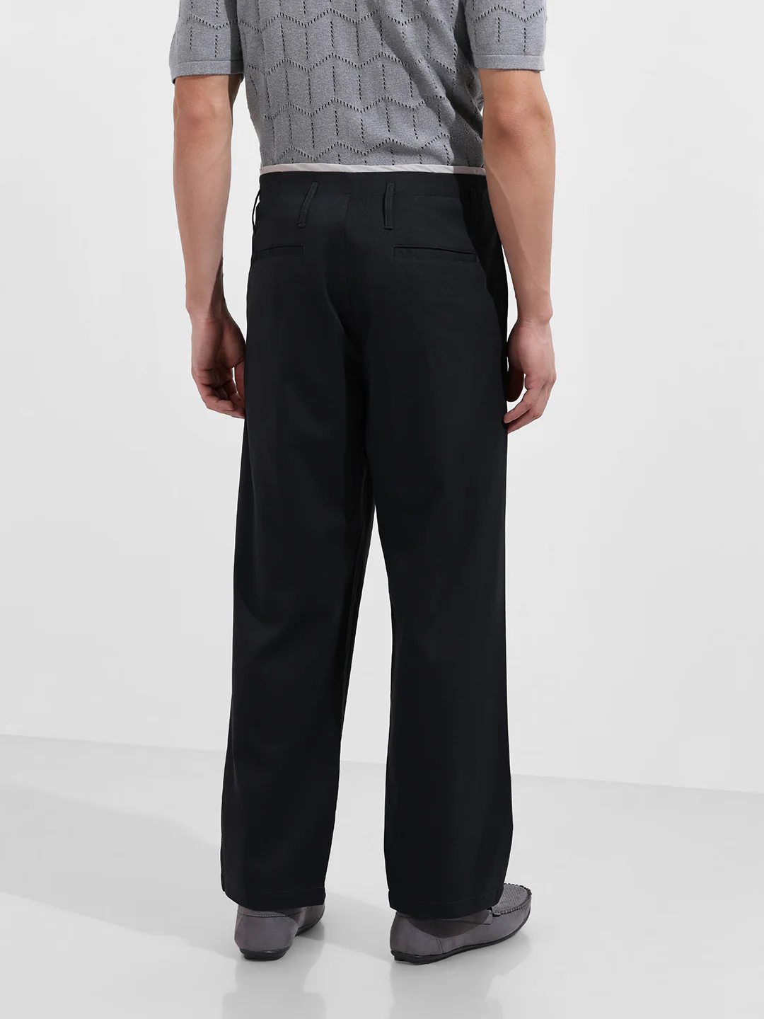 Men's Black Relaxed Fit Casual Solid Trousers - Image 5