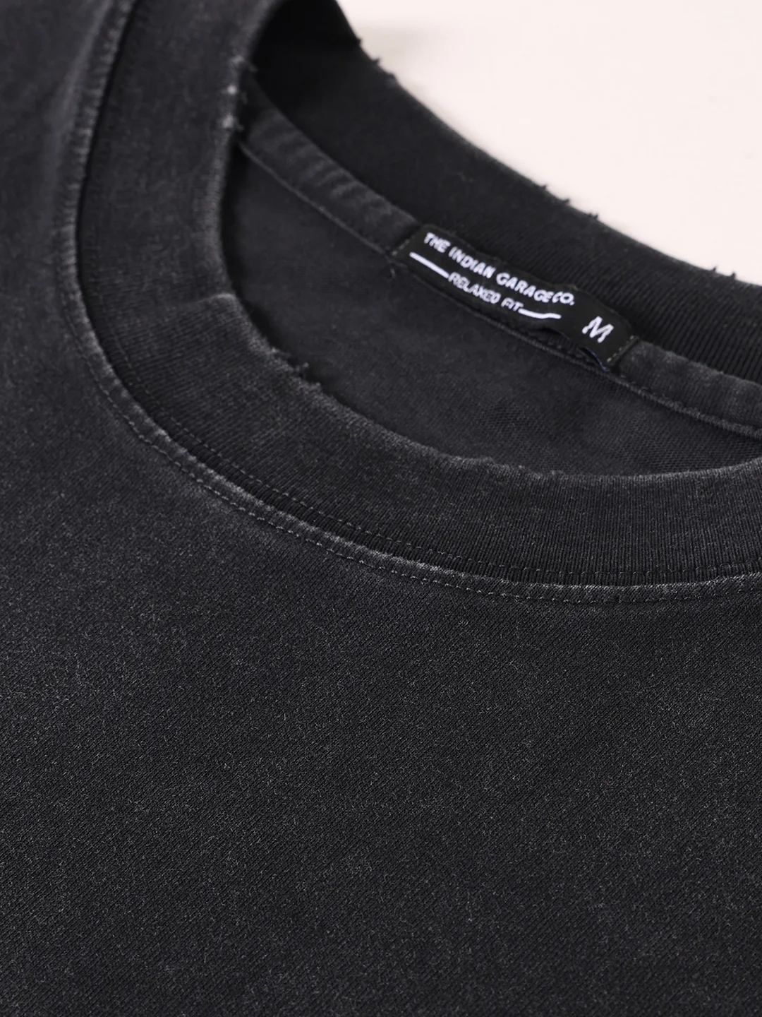 Men's Black Relaxed Fit Graphic Printed 240 GSM Street Wear T-Shirt - Image 4