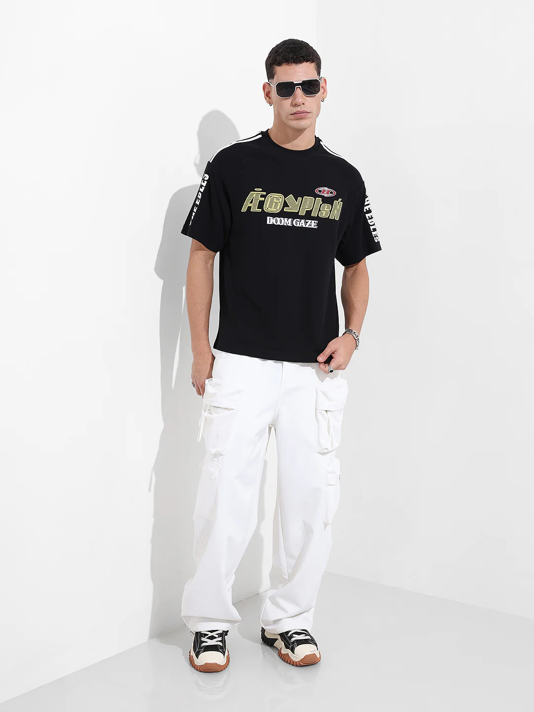 Men's Black Relaxed Fit Graphic Printed 240 GSM Street Wear T-Shirt - Image 5