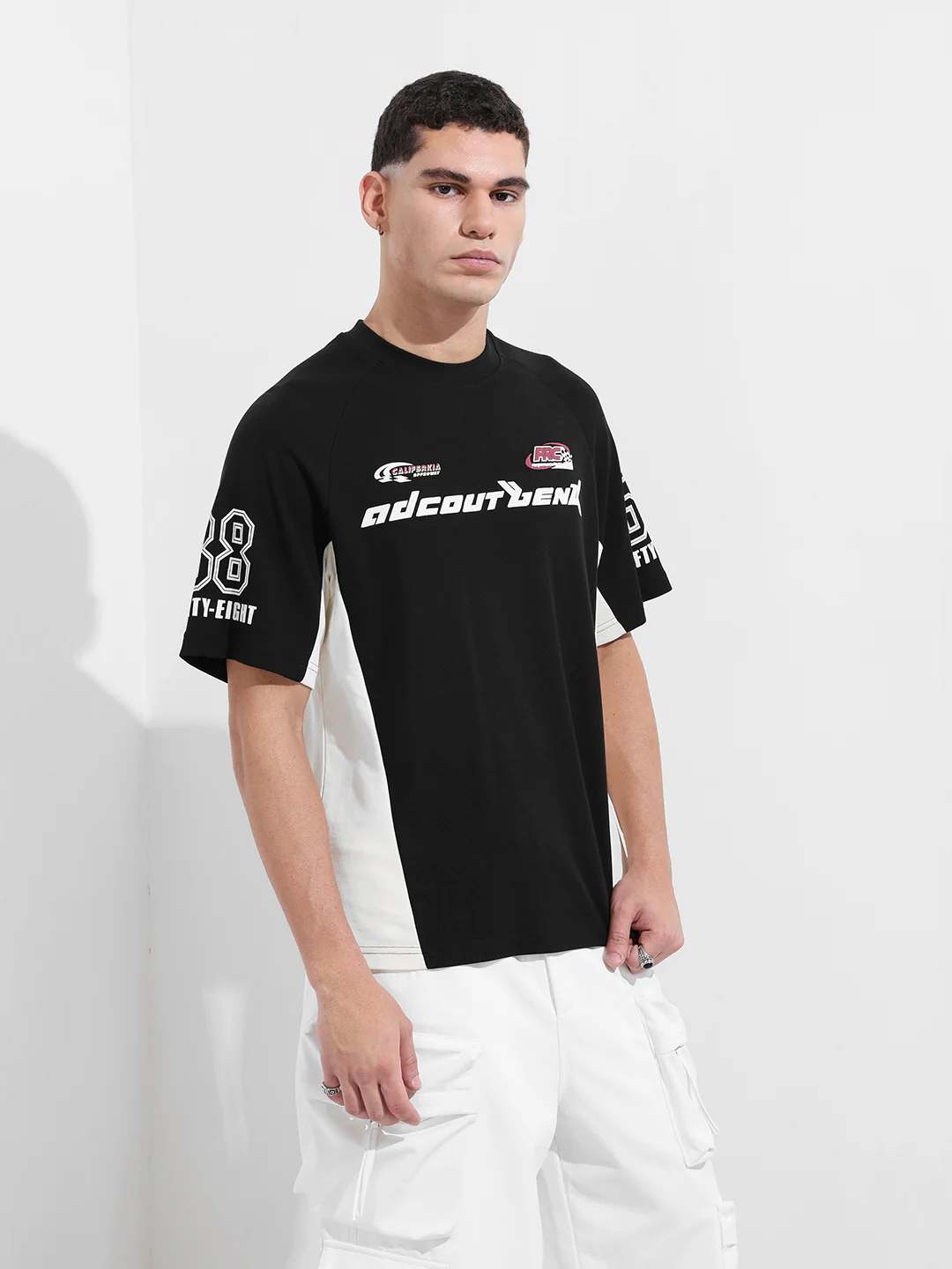 Men's Black Relaxed Fit Graphic Printed 240 GSM Street Wear T-Shirt - Image 6